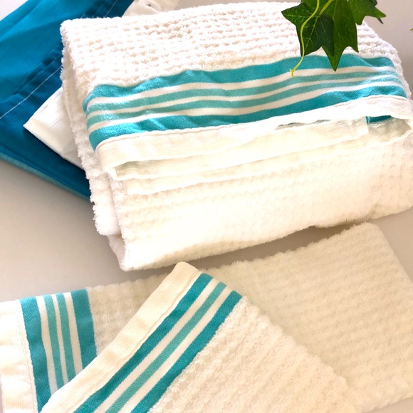 Sold - Picture 4 of 6